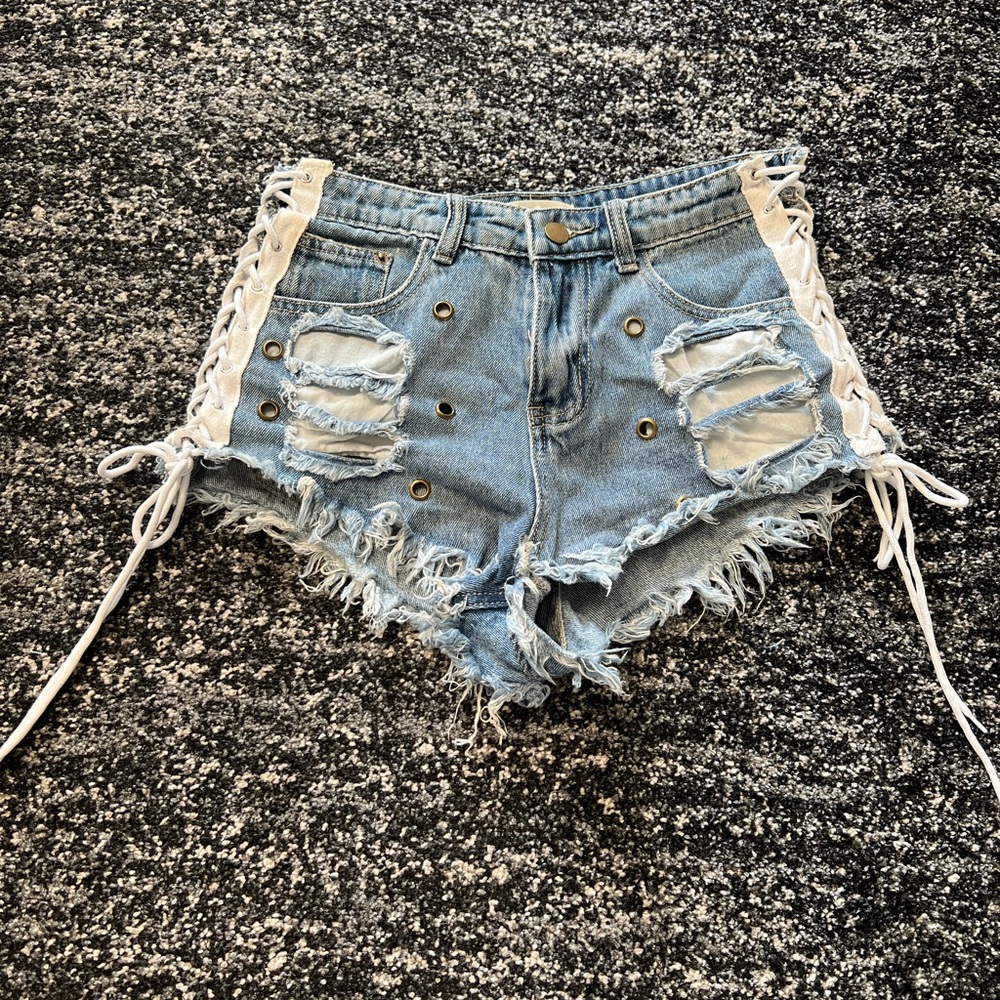 Hot & Delicious Denim Shorts, Size Small, White Rope Lace Sides